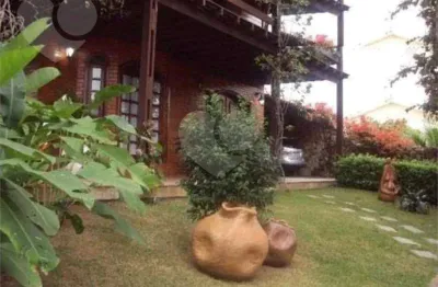 Casa com 4 dormitórios à venda, 400 m² por R$ 3.000.000,00 - Camboinhas - Niterói/RJ