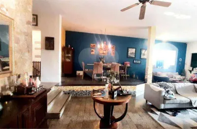 Casa com 3 dormitórios à venda, 150 m² por R$ 1.422.000,00 - Charitas - Niterói/RJ