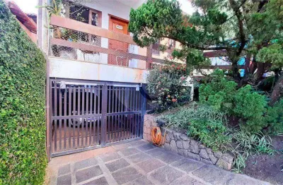 Casa em Condomínio VILA REA, com 3 dormitórios à venda, 480 m² por R$ 800.000 - Badu - Niterói/RJ