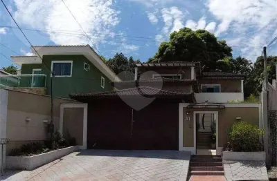 Casa em condomínio fechado com 6 quartos à venda na Rua Portugal, 115, Maria Paula, Niterói