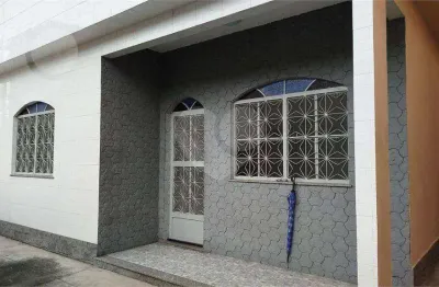 Casa com 2 dormitórios à venda, 79 m² por R$ 270.000 - Zé Garoto - São Gonçalo/RJ