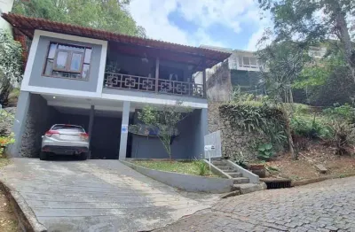 Casa com 4 dormitórios à venda, 120 m² por R$ 960.000,00 - Itaipu - Niterói/RJ