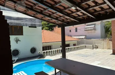 Casa com 5 dormitórios à venda, 316 m² por R$ 2.000.000,00 - São Francisco - Niterói/RJ