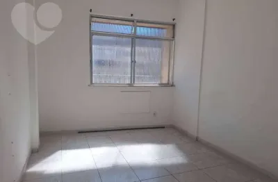 Apartamento de quarto e sala ao lado do Niterói Shopping - Centro - Niteroi/RJ