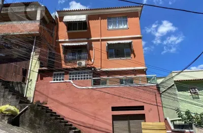Apartamento com 2 dormitórios à venda, 70 m² por R$ 280.000,00 - Santa Rosa - Niterói/RJ