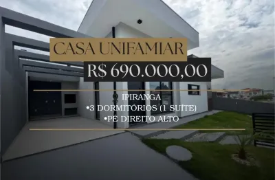 Casa unifamiliar com 3 dormitórios sendo uma suíte bem ampla