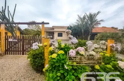 Casa com 3 quartos à venda na Rua Estrada Geral Morro Grande, 4579, Morro Grande, Araquari