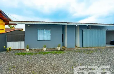 Casa com 3 quartos à venda na Rua Quinze de Novembro, 84, Vila Nova, Joinville