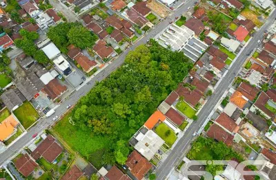 Terreno à venda na Rua Tenente Antônio João, 345, Bom Retiro, Joinville