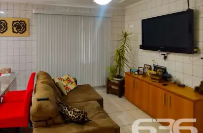 Casa com 3 quartos à venda na Rua Papa João XXIII, 41, Iririú, Joinville