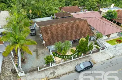 Casa com 3 quartos à venda na Rua Minas Gerais, 115, Nova Brasília, Joinville