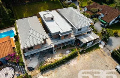 Casa com 4 quartos à venda na Rua Quinze de Novembro, 50, América, Joinville