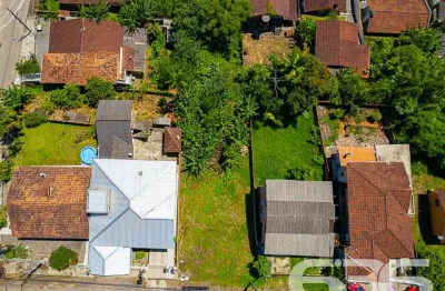 Terreno à venda na Rua Minas Gerais, 528, Nova Brasília, Joinville