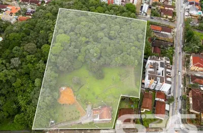 Terreno à venda na Rua Tenente Antônio João, 1923, Bom Retiro, Joinville