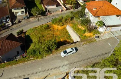 Terreno à venda na Rua Tenente Antônio João, 330, Bom Retiro, Joinville