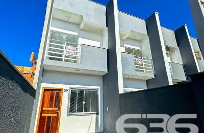 Casa com 2 quartos à venda na Rua Tuiuti, 35, Aventureiro, Joinville