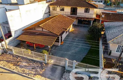 Casa com 5 quartos à venda na Rua Tuiuti, 766, Aventureiro, Joinville