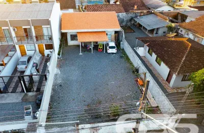 Casa com 3 quartos à venda na Rua Selma Doering Bruhns, 1265, Jardim Iririú, Joinville
