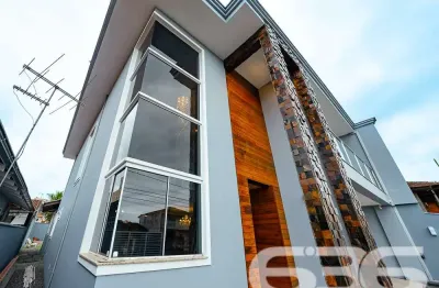 Casa com 3 quartos à venda na Rua Selma Doering Bruhns, 240, Jardim Iririú, Joinville
