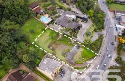 Terreno à venda na Rua Albano Schmidt, 711, Boa Vista, Joinville