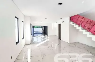 Casa com 3 quartos à venda na Rua Quinze de Novembro, 51, Glória, Joinville