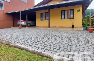 Casa com 3 quartos à venda na Rua Waldemiro José Borges, 180, Itinga, Joinville