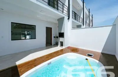 Casa com 3 quartos à venda na Jaraguá Do Sul, 3, Costeira, Balneário Barra do Sul