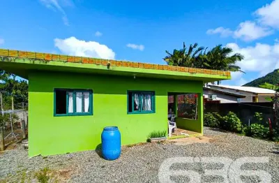 Casa com 2 quartos à venda na Rua Azulão, 153, Ubatuba, São Francisco do Sul