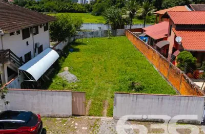 Terreno à venda na Rua Coronel Procópio Gomes, 100, Bucarein, Joinville