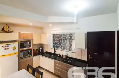 Casa com 2 quartos à venda na Rua Albano Schmidt, 518, Boa Vista, Joinville