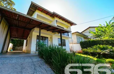 Casa com 3 quartos à venda na Albano Schimdt, 40, Boa Vista, Joinville