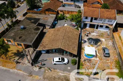 Casa com 2 quartos à venda na Rua Tuiuti, 632, Aventureiro, Joinville