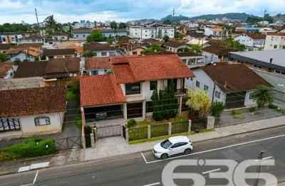 Casa com 4 quartos à venda na Rua Papa João XXIII, 460, Iririú, Joinville