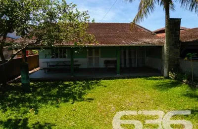 Casa com 3 quartos à venda na Amândio Cabral, 51, Centro, Balneário Barra do Sul