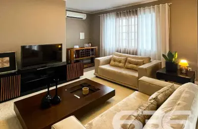 Casa com 3 quartos à venda na Rua Papa João XXIII, 1457, Iririú, Joinville