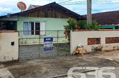 Casa com 2 quartos à venda na Rua Selma Doering Bruhns, 246, Jardim Iririú, Joinville
