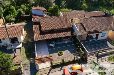 Casa com 3 quartos à venda na Rua Quinze de Novembro, 300, Vila Nova, Joinville