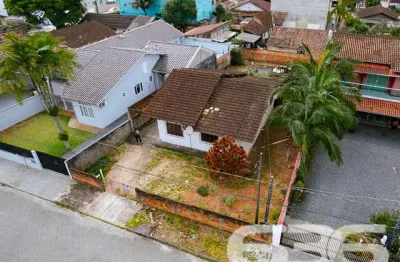 Casa com 2 quartos à venda na Rua Tuiuti, 1412, Aventureiro, Joinville