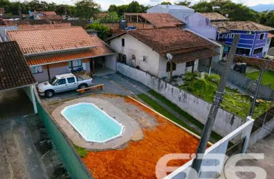 Casa com 3 quartos à venda na Rua dos Mecânicos, 392, Paranaguamirim, Joinville