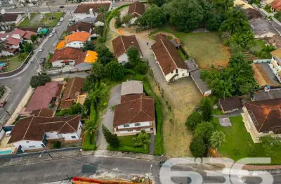 Terreno à venda na Rua Quinze de Novembro, 53, Glória, Joinville