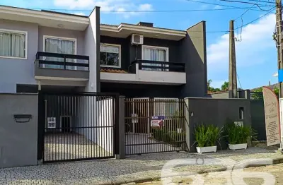 Casa com 3 quartos à venda na Rua Minas Gerais, 80, Nova Brasília, Joinville