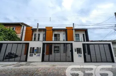Casa com 3 quartos à venda na Rua Alexandre Schlemm, 123, Anita Garibaldi, Joinville