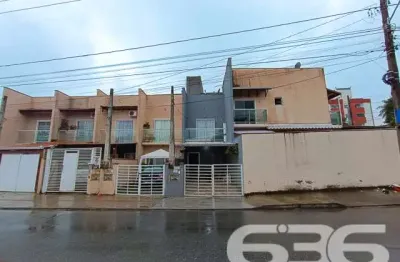 Casa com 2 quartos à venda na Avenida Paulo Schroeder, 153, Petrópolis, Joinville