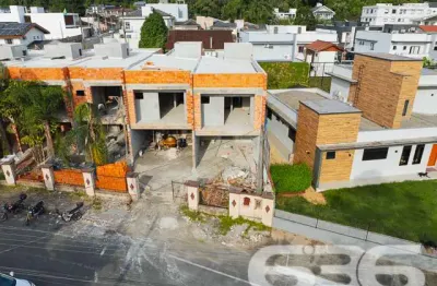 Casa com 3 quartos à venda na Pastor Guilherme Raú, 132, Saguaçu, Joinville