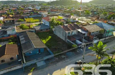 Terreno à venda na Rua dos Mecânicos, Paranaguamirim, Joinville