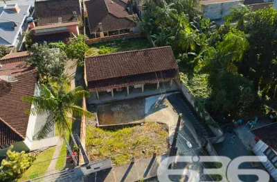 Casa com 1 quarto à venda na Rua Minas Gerais, 171, Nova Brasília, Joinville