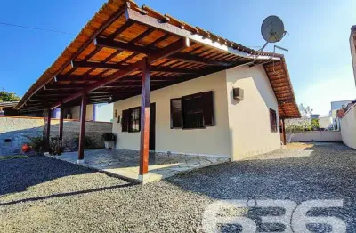 Casa com 2 quartos à venda na Nereu Ramos, 142, Salinas, Balneário Barra do Sul