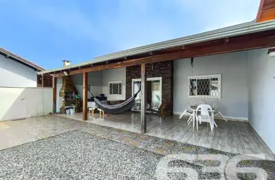 Casa com 3 quartos à venda na Nereu Ramos, Salinas, Balneário Barra do Sul
