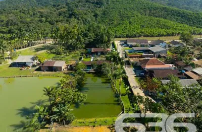 Chácara / sítio com 2 quartos à venda na Rua Quinze de Novembro, 15263, Vila Nova, Joinville