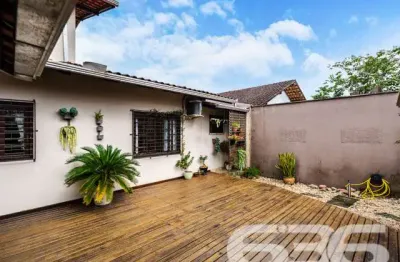 Casa com 5 quartos à venda na Rua Miosotes, Fátima, Joinville